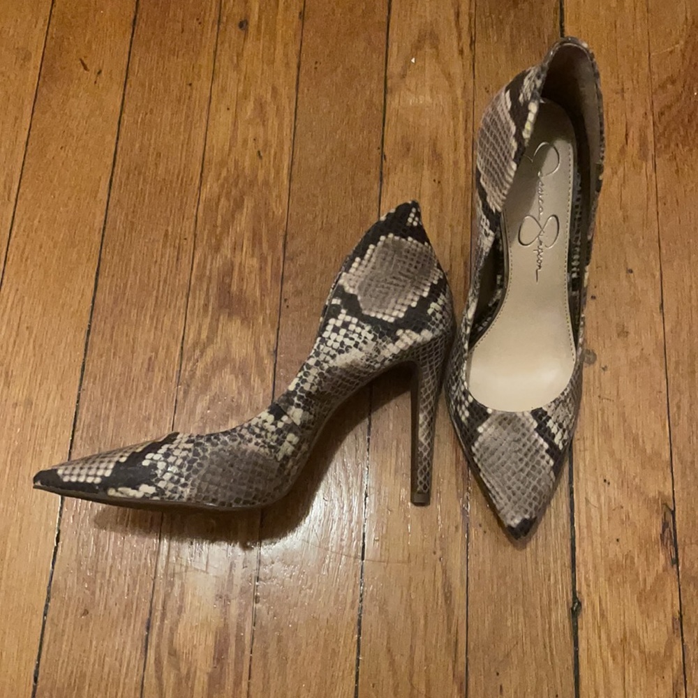 Jessica Simpson Heels - Picture 2 of 4